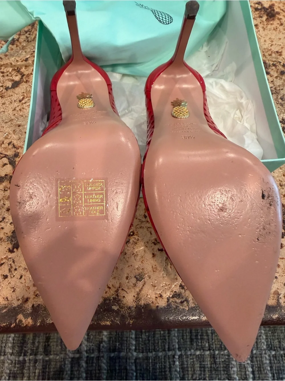 Aquazzura Amour Pump “Lipstick” Size : 8.5 Excellent condition
